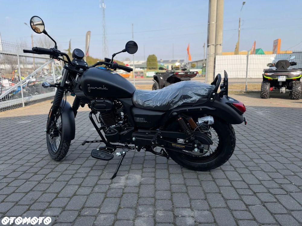 Junak M12 - 7