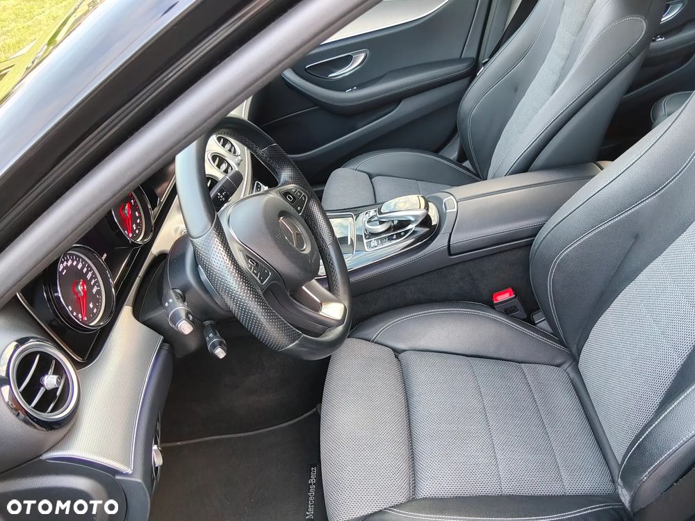 Mercedes-Benz Klasa E 200 9G-TRONIC Avantgarde - 15