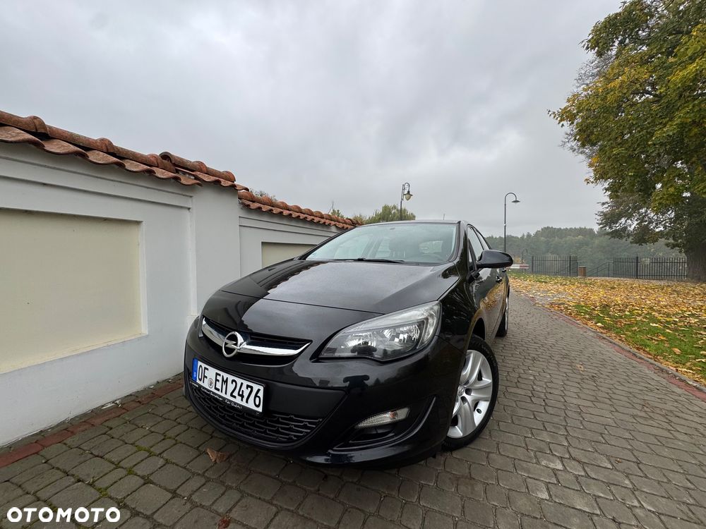 Opel Astra 2015 photo 2