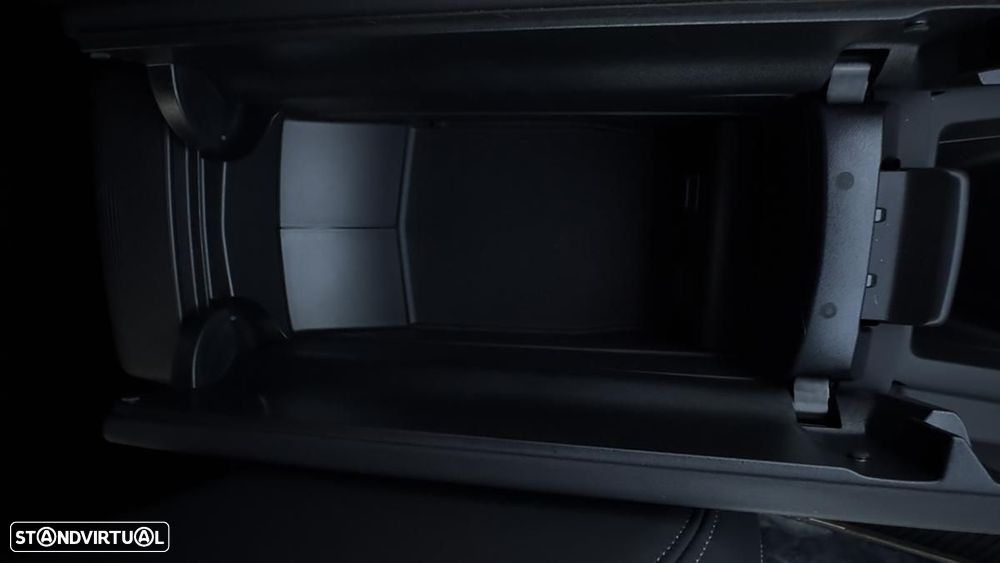 Peugeot E-408 58 kWh GT - 41