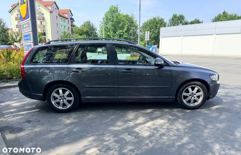 Volvo V50 1.6D DRIVe Momentum - 6