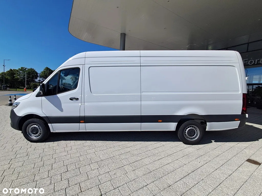 Mercedes-Benz Sprinter - 9