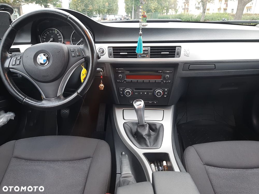 BMW Seria 3 318d - 7