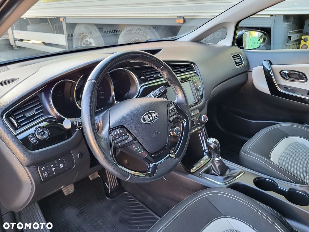 Kia Ceed 1.4 L Business Line Plus - 15