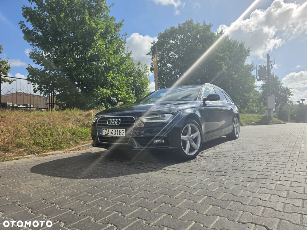 Audi A4 Avant 2.0 TDI DPF multitronic Attraction - 1