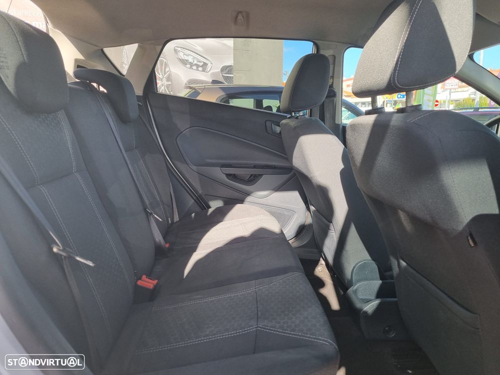 Ford Fiesta 1.25 Titanium - 16