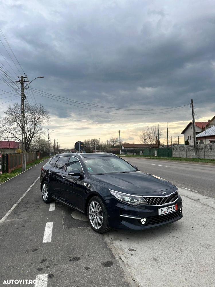 Kia Optima Sportagon 1.7 CRDI DCT Business Supreme - 32