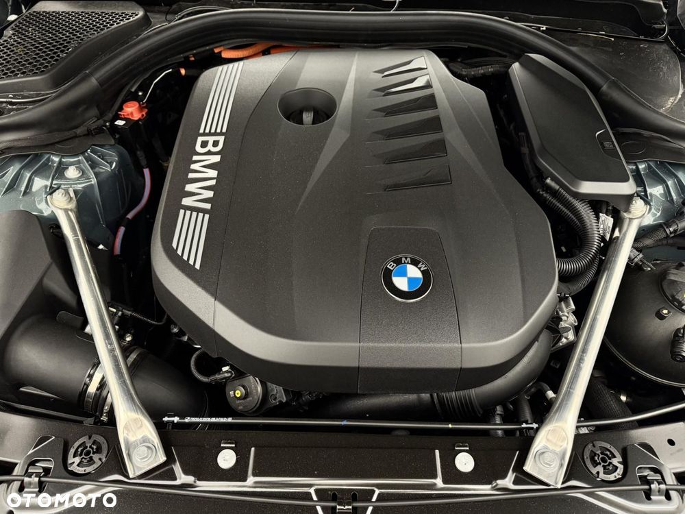BMW Seria 5 - 12