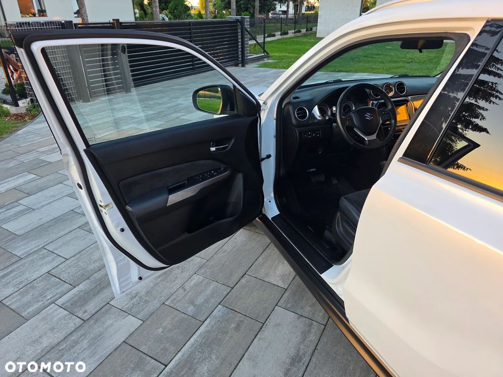 Suzuki Vitara 1.4 Boosterjet Premium 2WD - 14