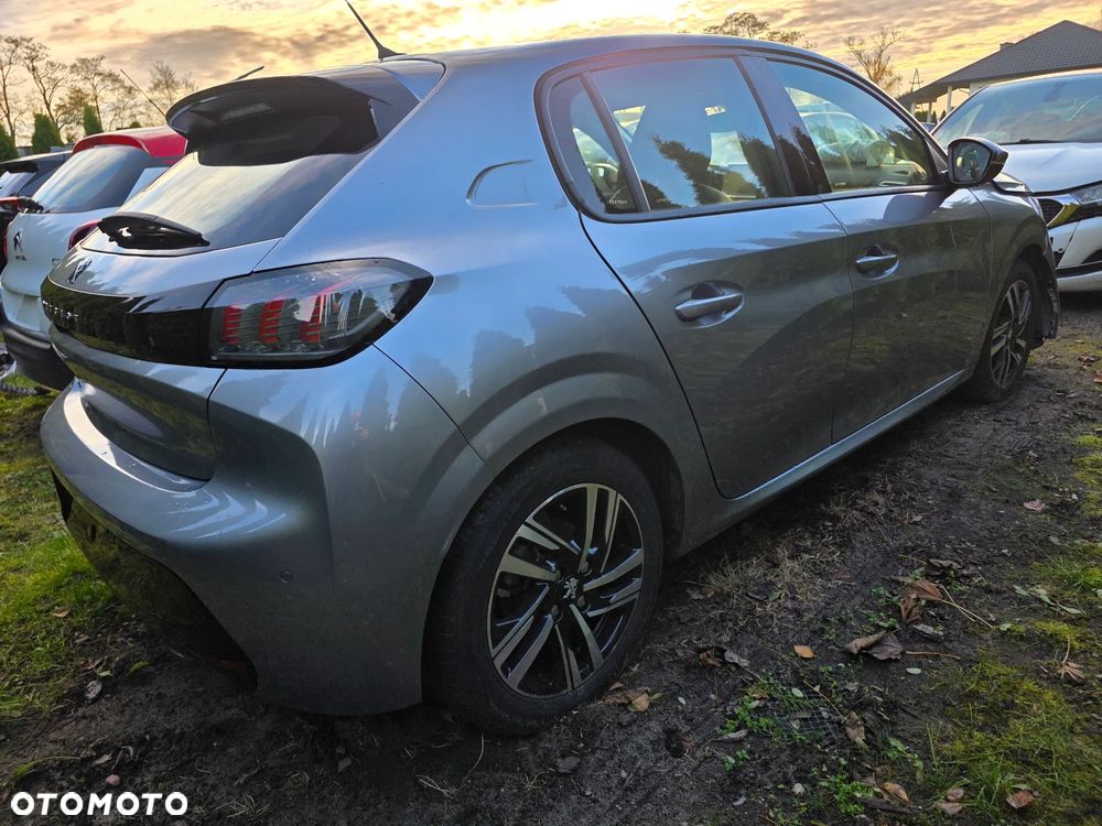 Peugeot 208 1.2 PureTech Allure S&S - 6