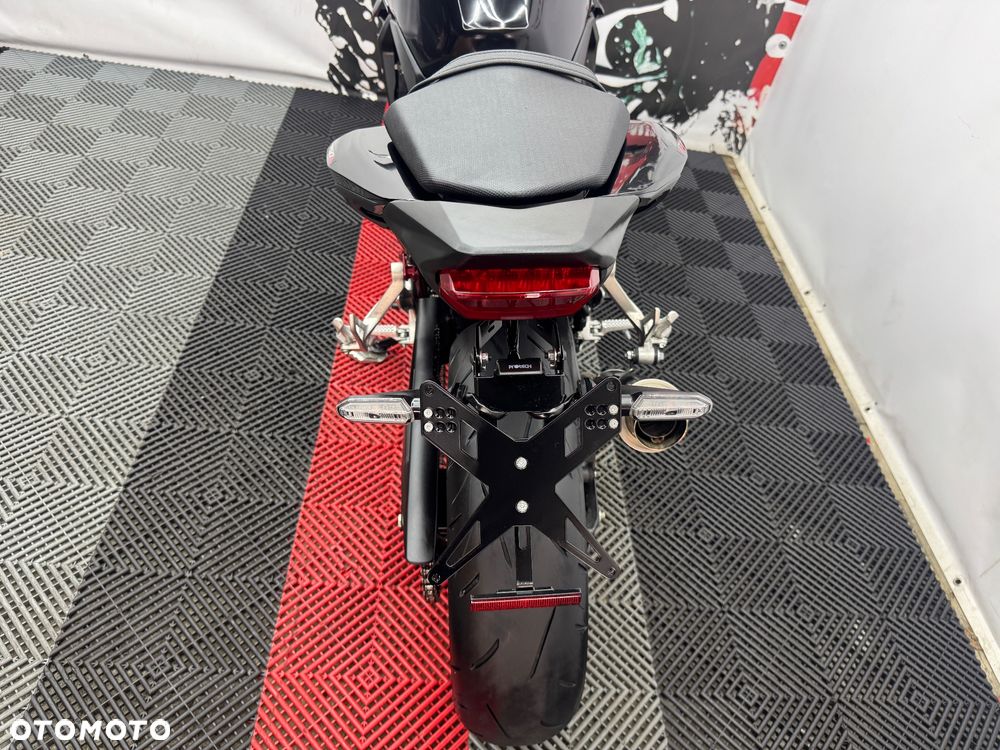 Honda CB - 20