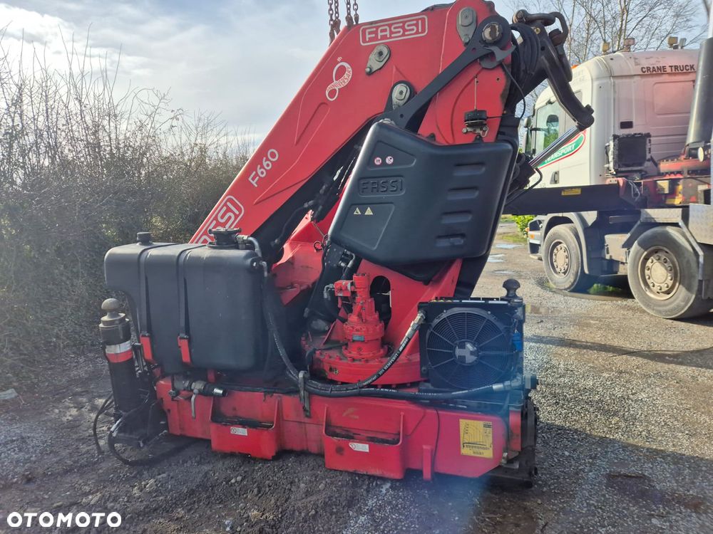 Inny HDS Dzwig żuraw Fassi F660 duży!! 6 razy wysuw hydrauliczny! Dodatkowe podpory. RADIO !!! Mało używany. HIAB Effer Palfinger HMF - 2