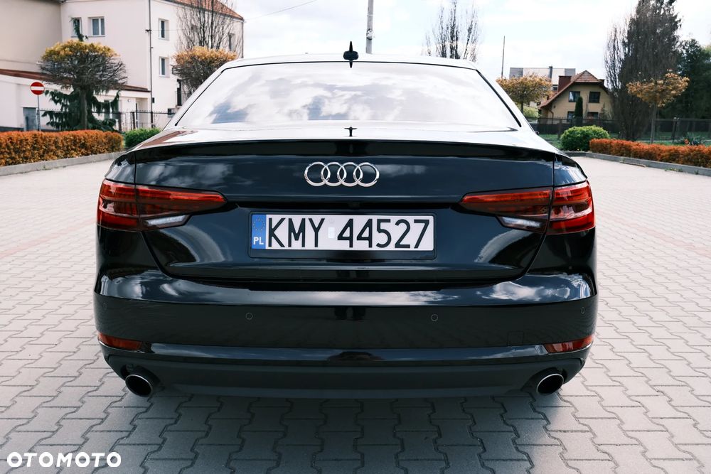 Audi A4 Limousine - 6