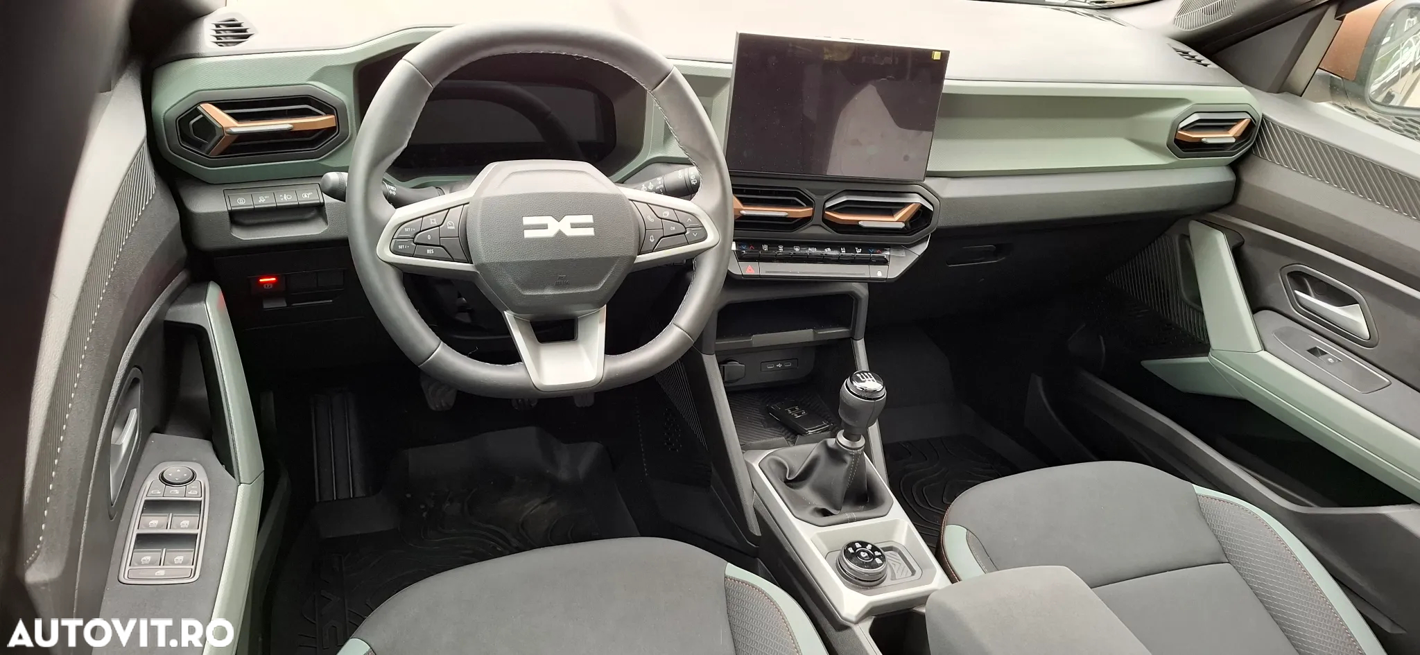 Dacia Bigster TCe 130 4X4 MHEV Extreme - 3