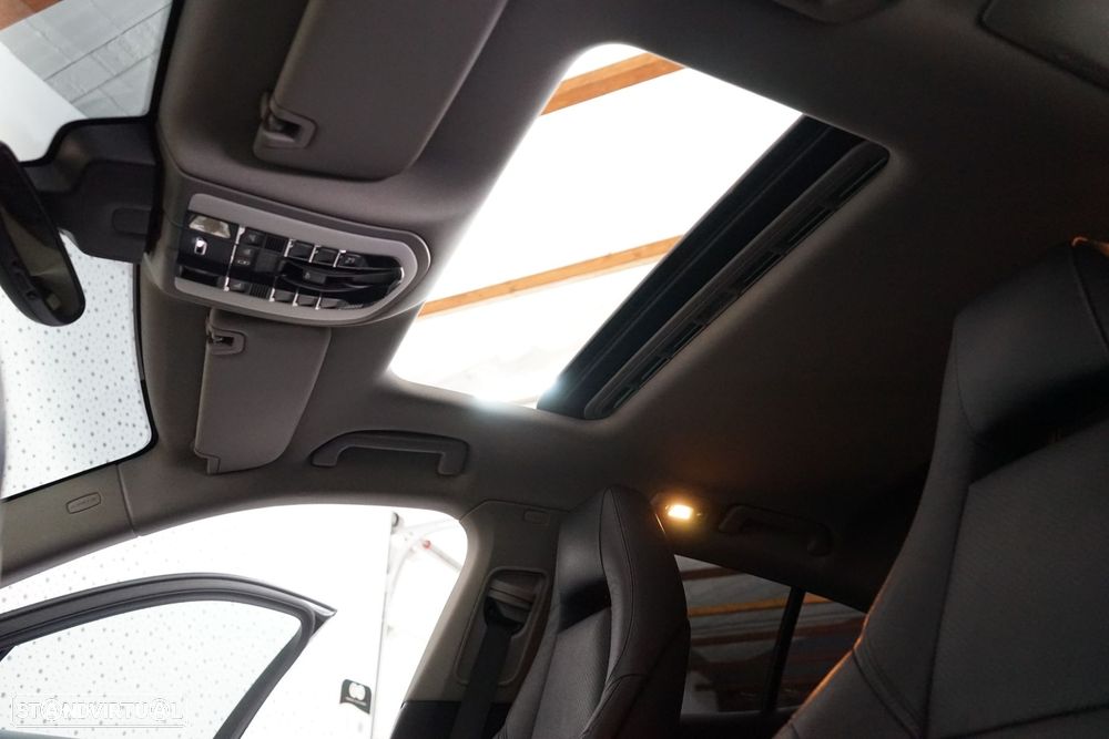 Porsche Panamera Platinum Edition - 39