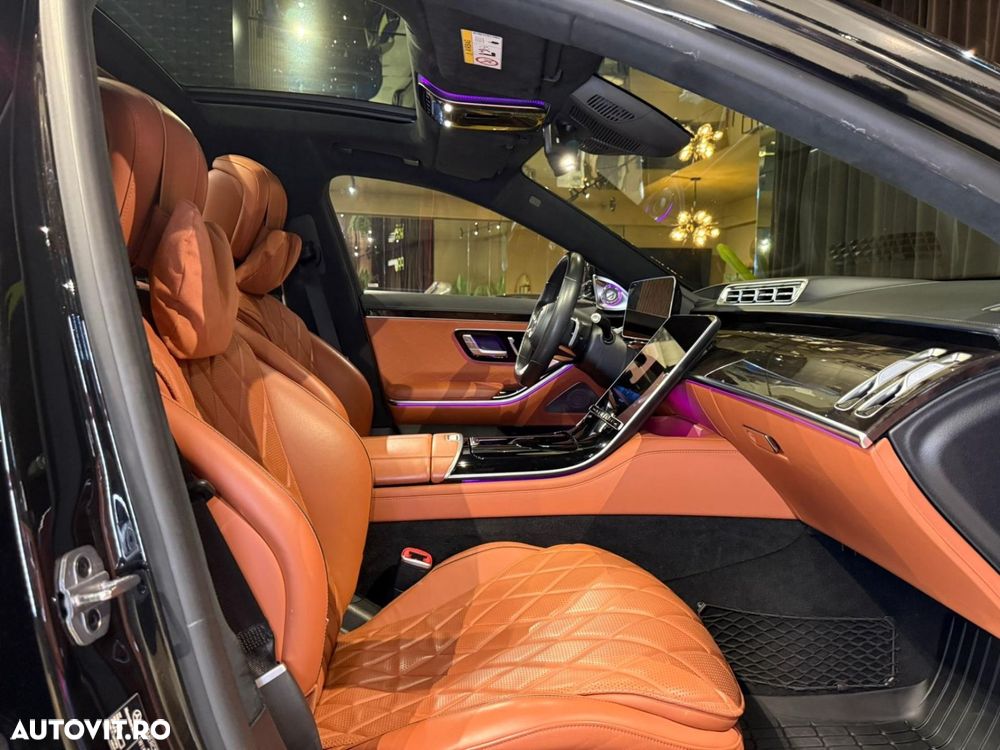 Mercedes-Benz S - 32