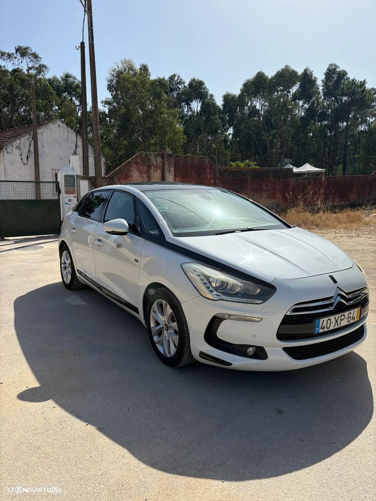 Citroën DS5 2.0 HDi Hy4 So Chic CMP6 102g - 1