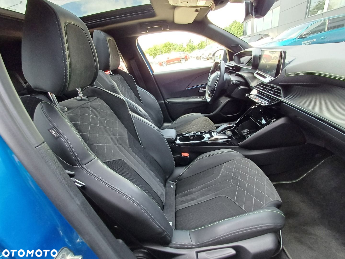 Peugeot 2008 e-2008 GT Pack - 17