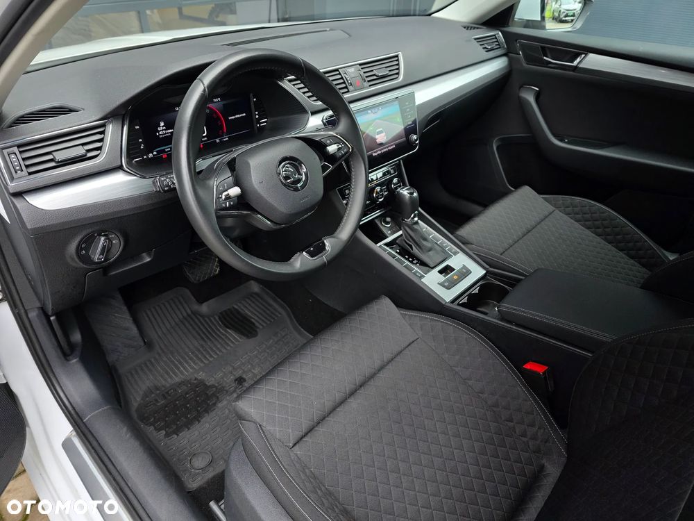 Skoda Superb 2.0 TDI SCR Ambition DSG - 12