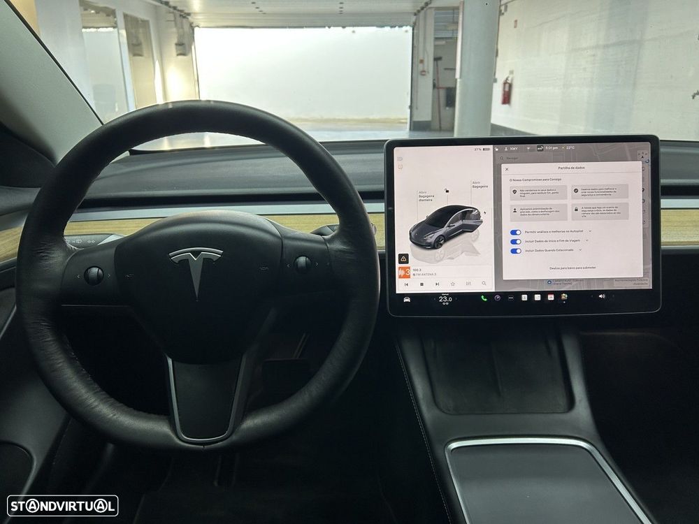 Tesla Model 3 - 12
