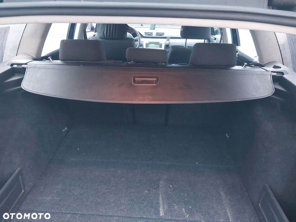 Roleta bagażnika vw passat b6 kombi