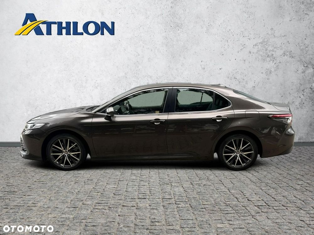 Toyota Camry 2.5 Hybrid Prestige CVT - 2
