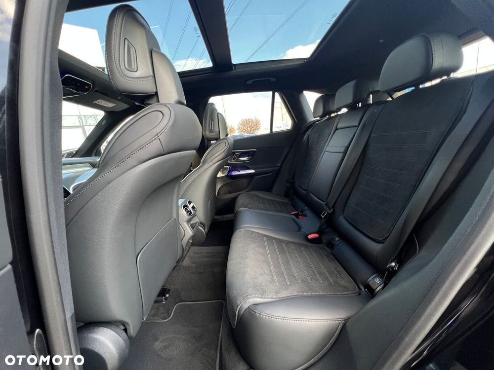 Mercedes-Benz GLC - 11