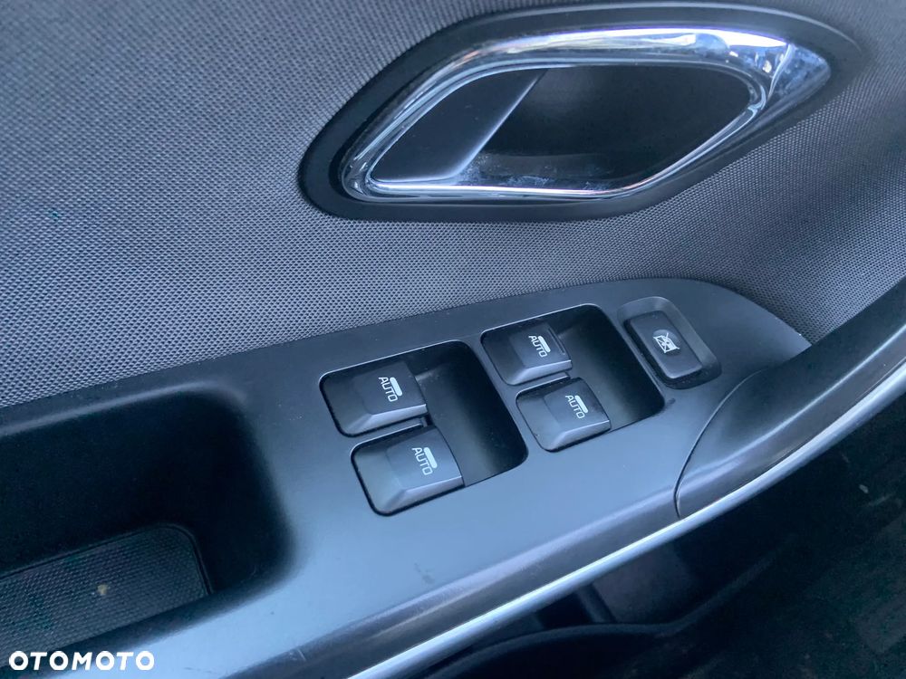 Kia Ceed 1.6 CRDi M - 12