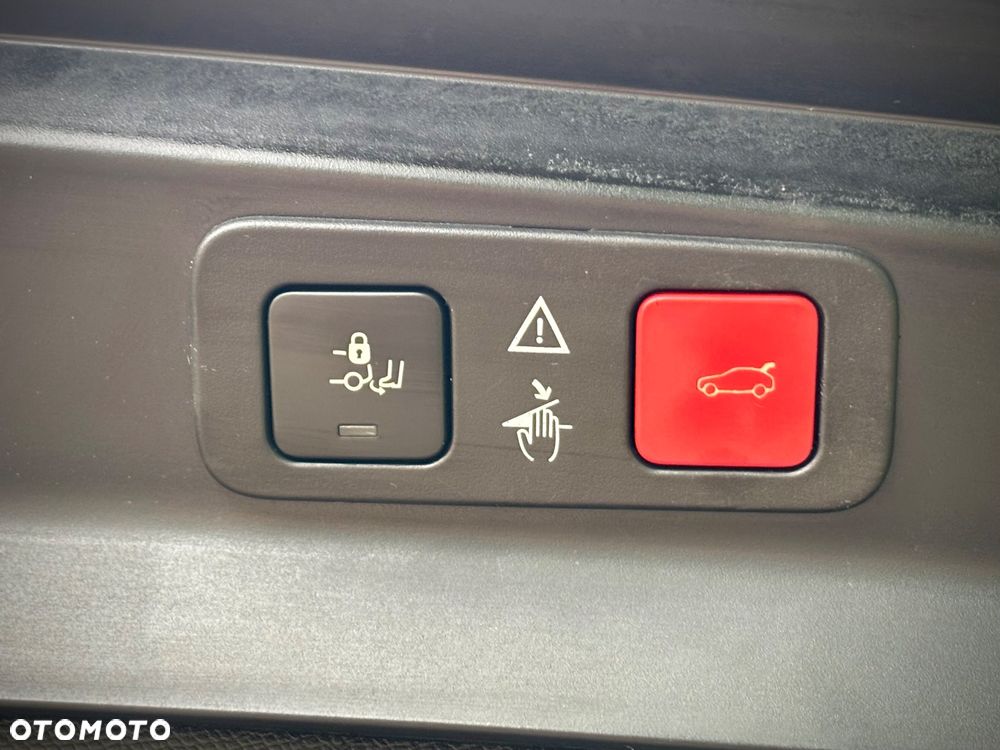 Peugeot 5008 1.5 BlueHDi Allure S&S EAT8 - 31