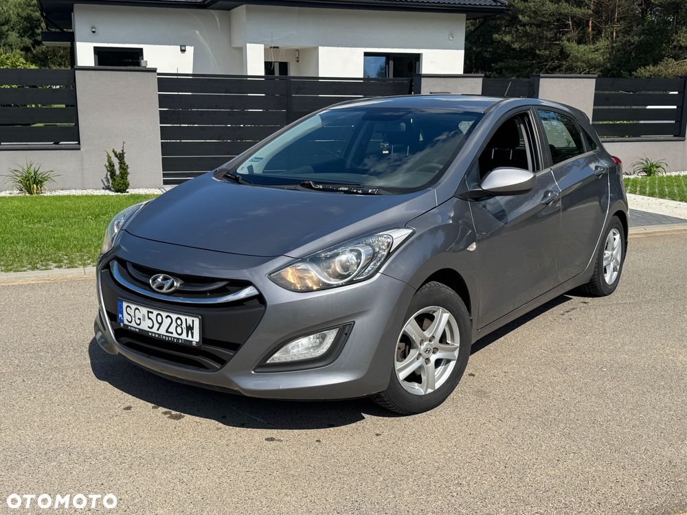 Hyundai i30 1.6 Premium - 1