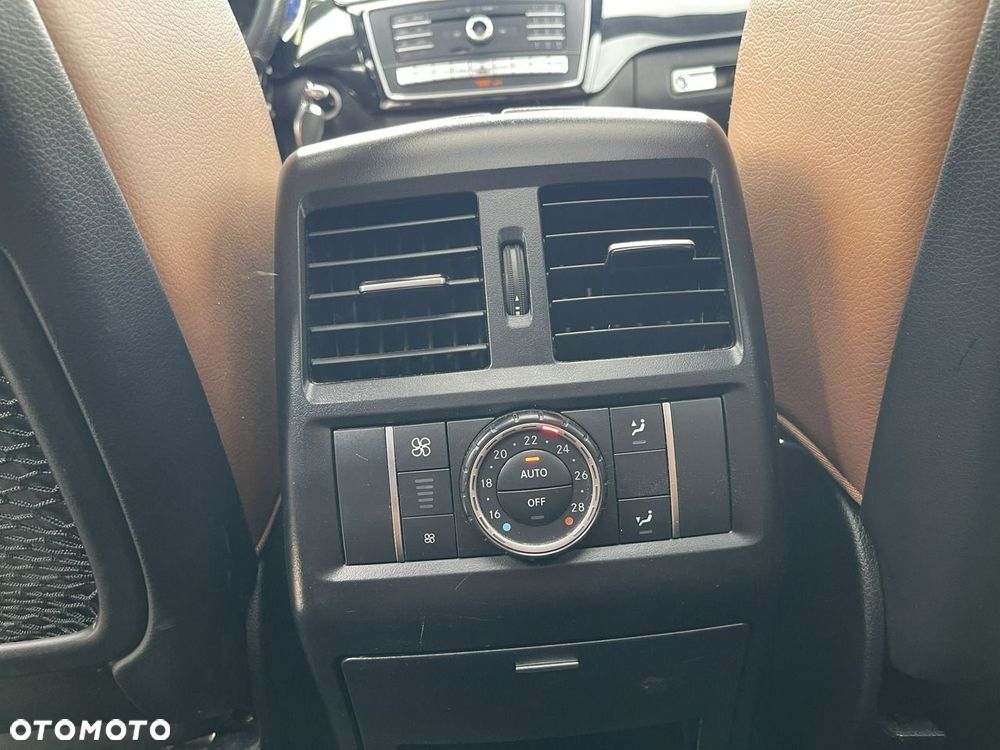 Mercedes-Benz GLS 350 d 4Matic 9G-TRONIC AMG Line - 15