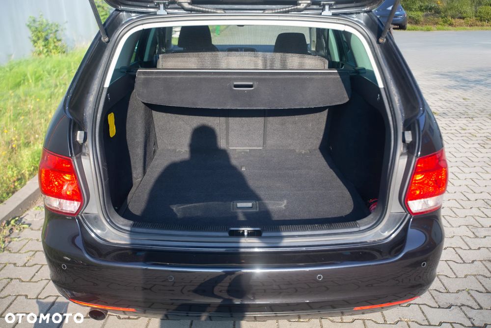 Volkswagen Golf VI 1.6 TDI Comfortline - 10