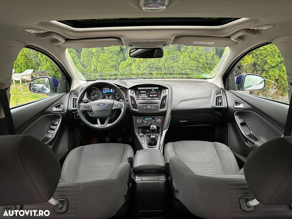 Ford Focus 1.5 EcoBoost Titanium - 26