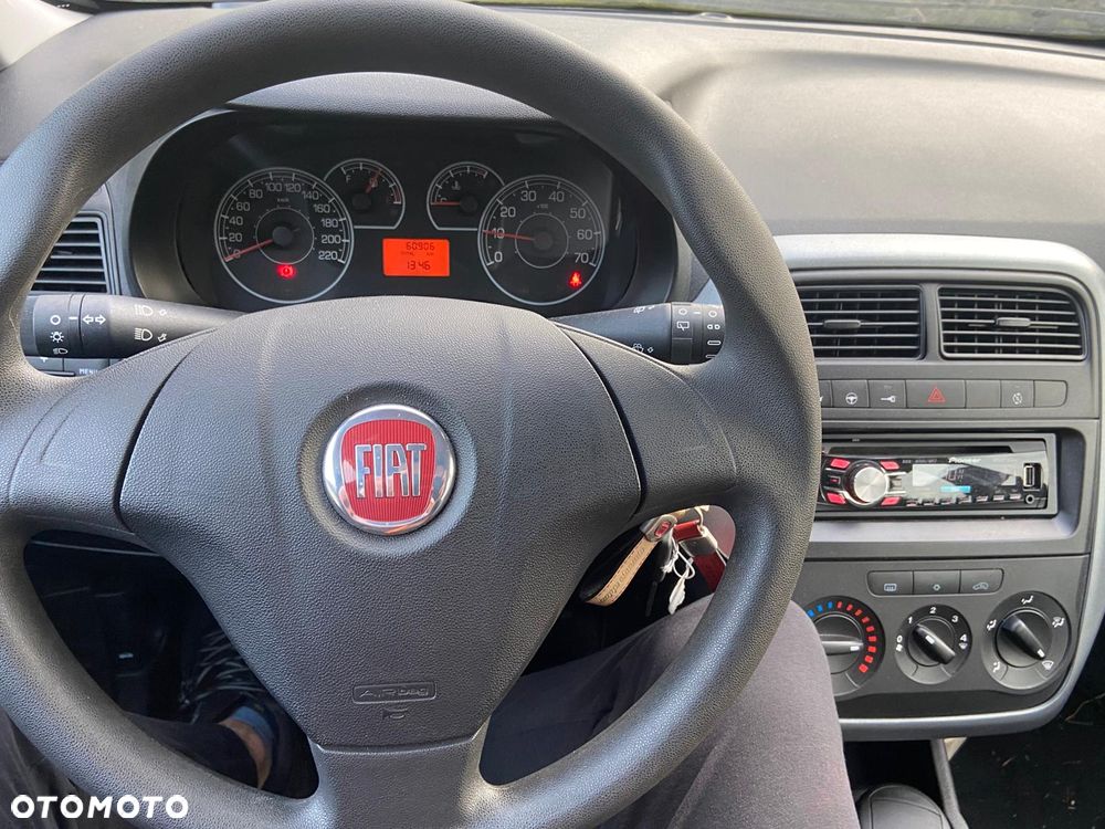 Fiat Punto - 15