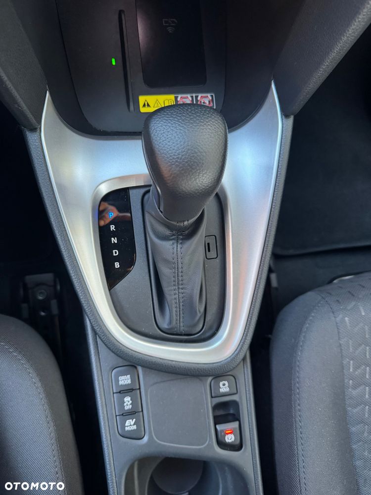 Toyota Yaris Cross Hybrid 1.5 Comfort - 29