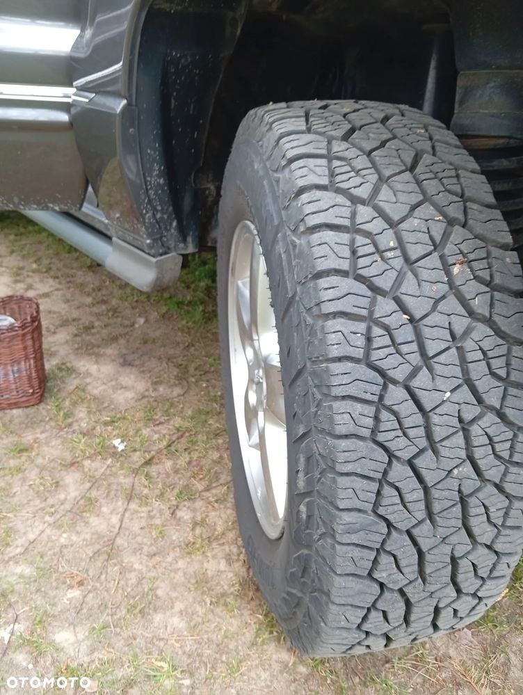 Jeep Grand Cherokee - 22