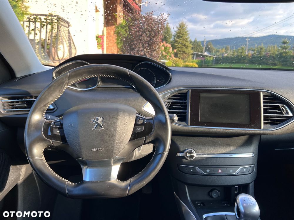 Peugeot 308 SW BlueHDi 120 Stop & Start Allure - 9