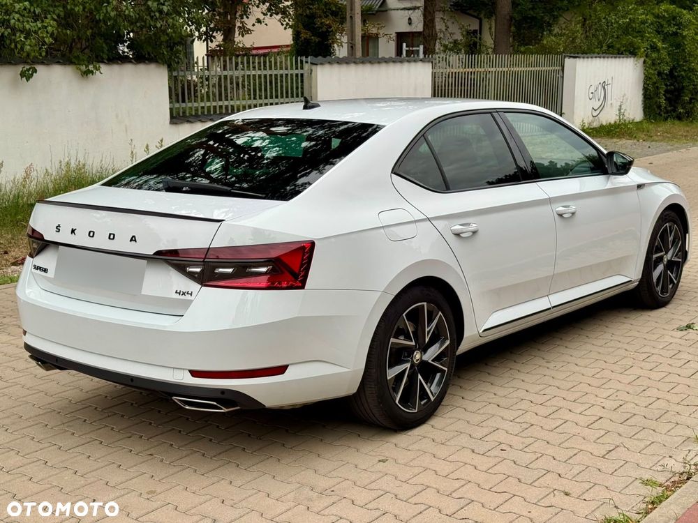 Skoda Superb 2.0 TSI 4x4 Sportline DSG - 8