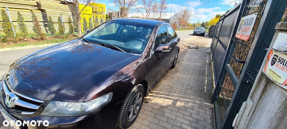 Honda Accord 2.0 Comfort - 3