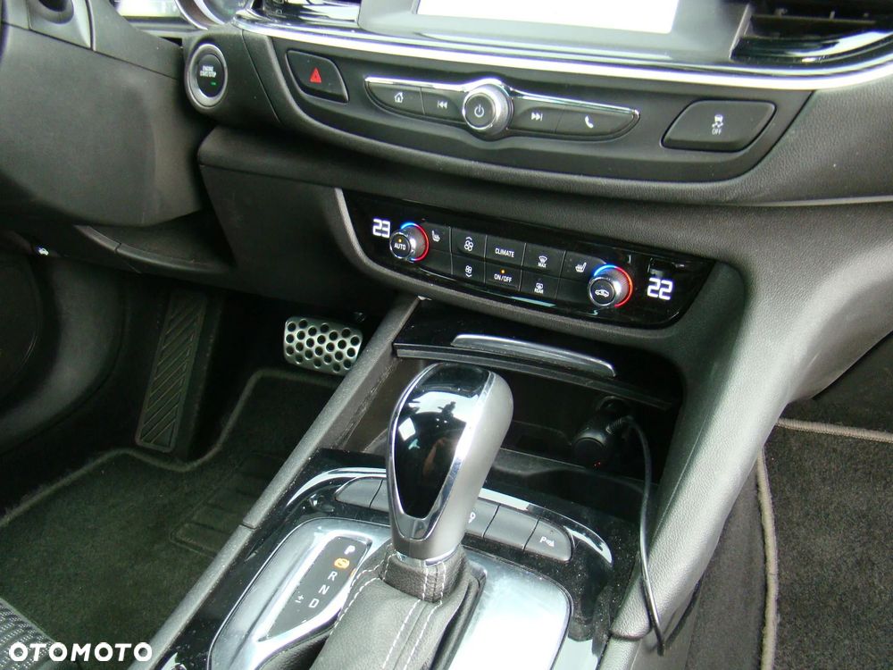 Opel Insignia 2.0 BiTurbo D 4x4 Automatik Business Innovation - 39
