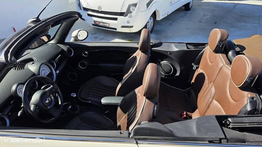 MINI Cabrio Cooper D - 8
