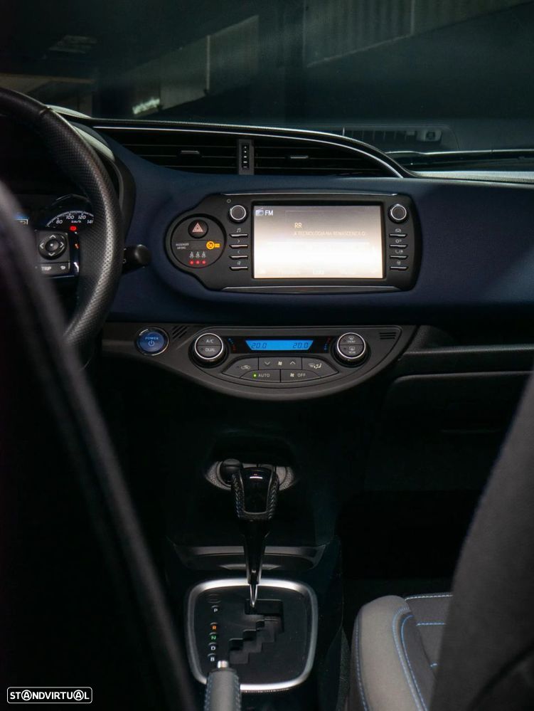 Toyota Yaris 1.5 HSD Square Collec.Blue - 29