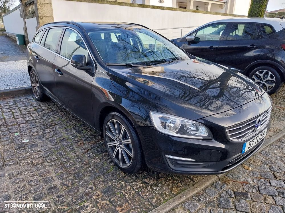 Volvo V60 2.4 D6 Momentum AWD Phev - 5