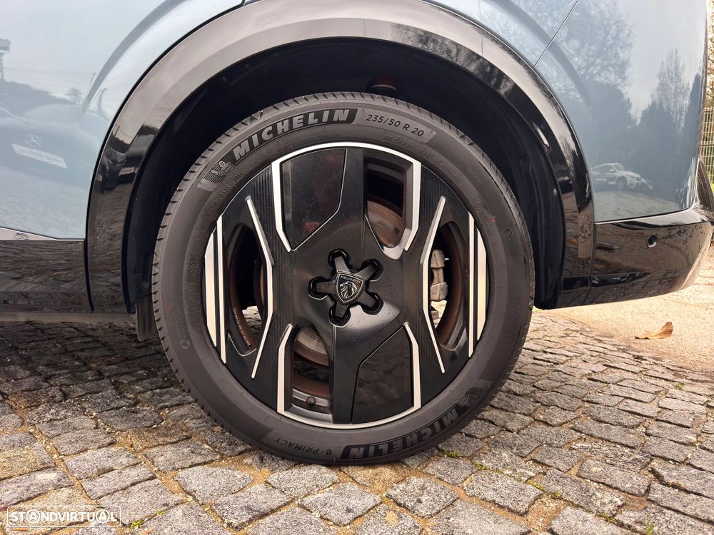 Peugeot E-5008 GT - 57