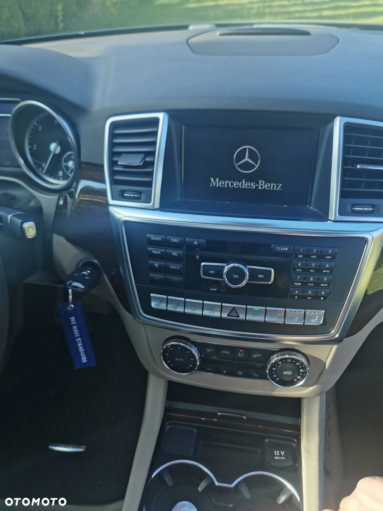 Mercedes-Benz ML 350 BlueTEC 4-Matic - 8