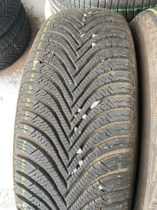 vand 4 anvelope 215/65/17 michelin de iarnă in stare foarte bună - 4