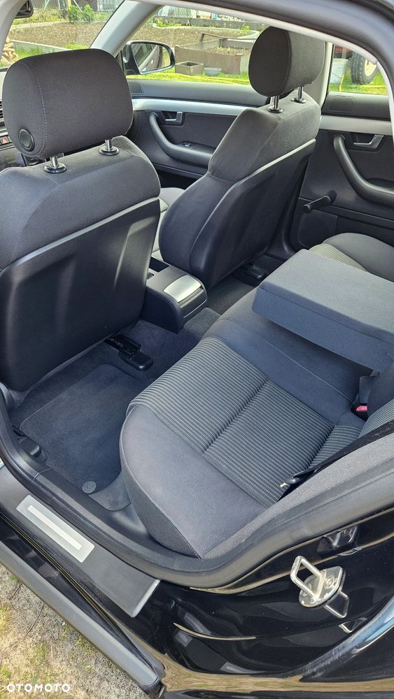 Audi A4 Limousine 2.0 TDI - 16