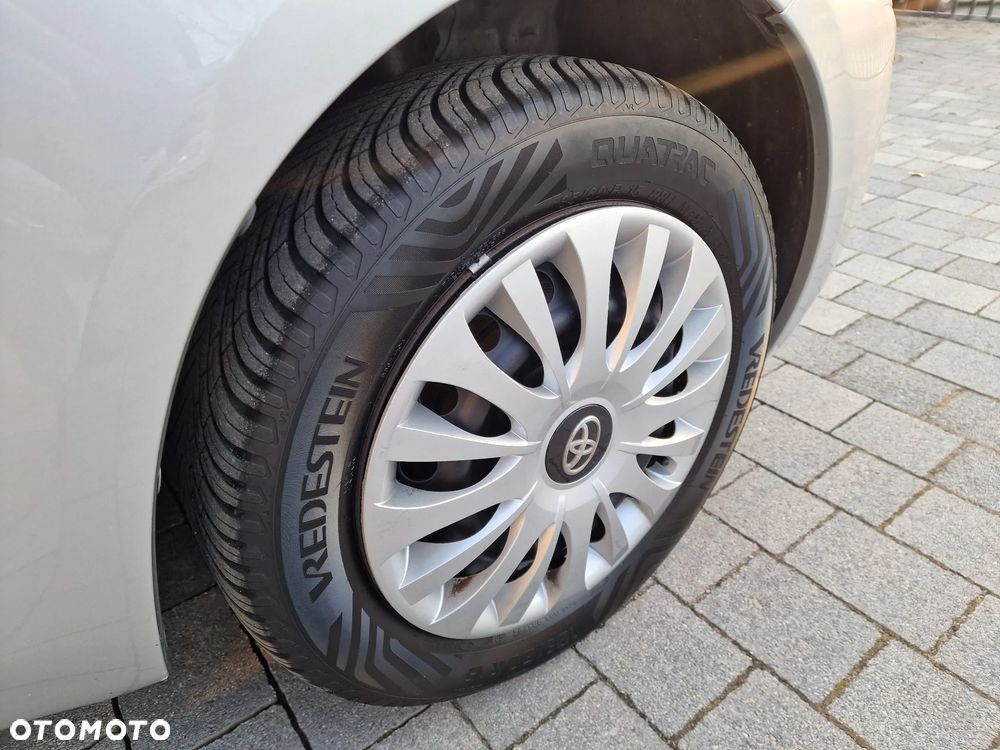 Toyota Yaris 1.33 Luna - 11