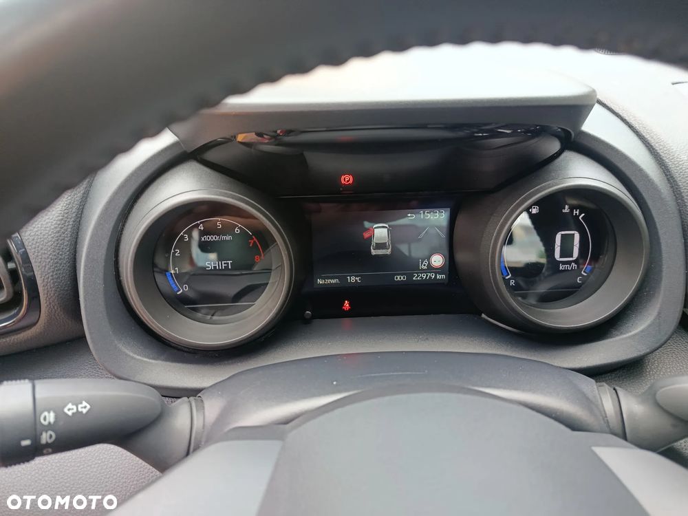 Toyota Yaris - 17