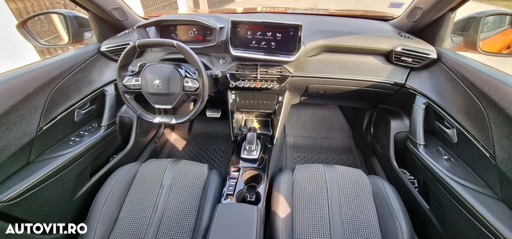 Peugeot 2008 1.2 L PureTech STT EAT8 GT Line - 7